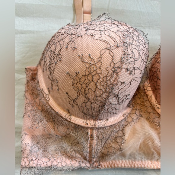 Victorias Secret 34C Balconette Bra - Picture 2 of 6